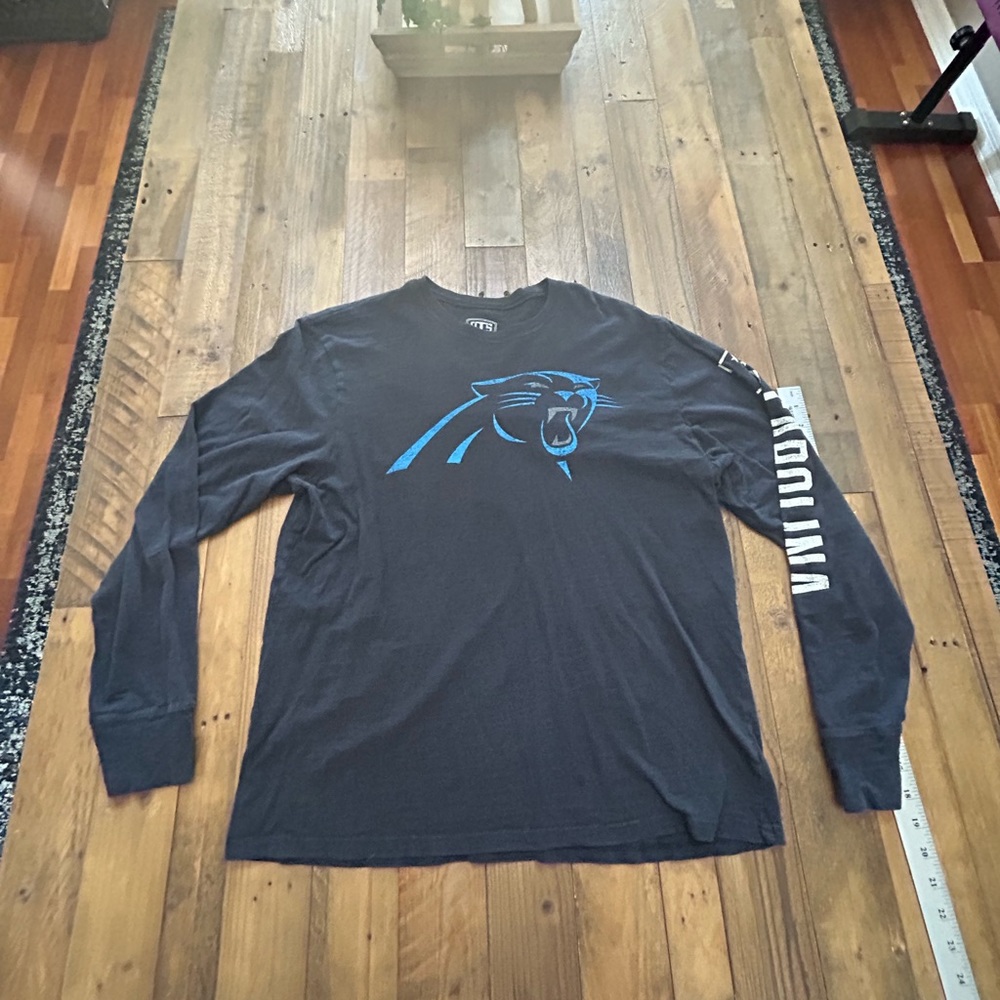 Pre-owned Carolina Panthers NFL L/S Tee in Dark Blue / Powder Blue. Men’s large